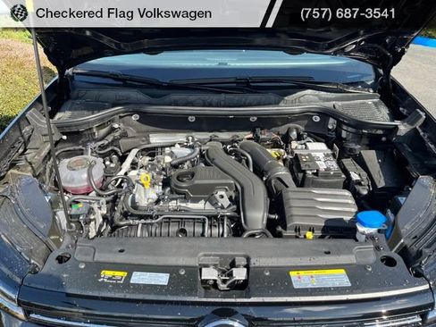 New 2026 Volkswagen Taos SE FWD image 32