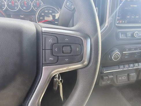 Used 2023 Chevrolet Silverado 2500 Custom w/ Custom Value Package image 14