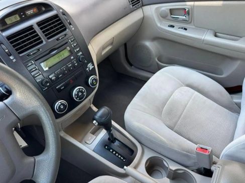 Used 2008 Kia Spectra EX FWD image 32
