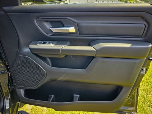 New 2026 RAM 1500 Express AWD/4WD image 38