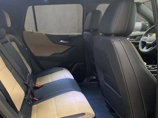 New 2027 Chevrolet Equinox ACTIV w/ Safety and Technology Package AWD/4WD image 28