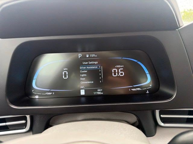 Used 2025 Hyundai Elantra Sport FWD image 26