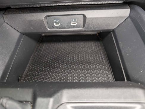 Used 2023 Honda Accord EX image 29