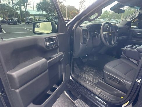 Used 2023 Chevrolet Silverado 1500 Custom RWD image 5