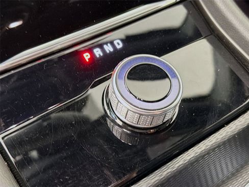 Used 2024 Jeep Grand Cherokee L Altitude AWD/4WD image 18