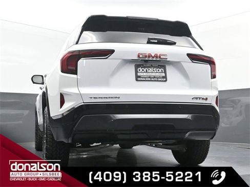 New 2026 GMC Terrain AT4 w/ Convenience Package III image 17