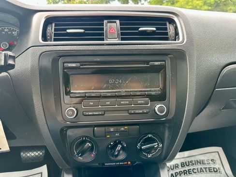Used 2014 Volkswagen Jetta S FWD image 24