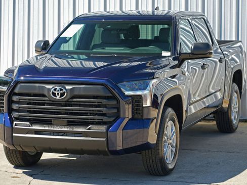 Used 2025 Toyota Tundra SR5 image 46