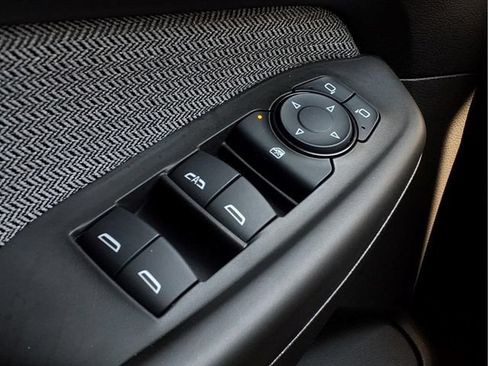 Used 2026 Chevrolet TrailBlazer LS w/ LS Convenience Package FWD image 16