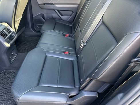 Used 2023 Volkswagen Atlas Cross Sport SEL AWD/4WD image 8