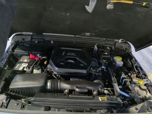 Used 2018 Jeep Wrangler Unlimited Sport S image 14