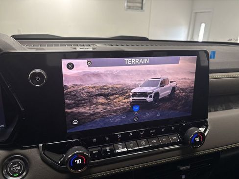 New 2026 Chevrolet Colorado ZR2 w/ Technology Package image 47