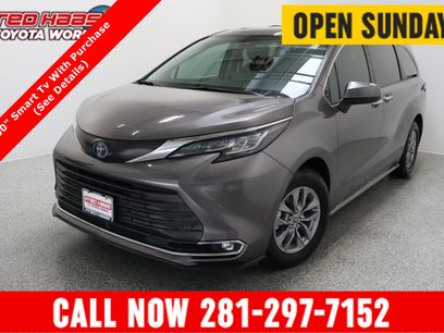 Used 2022 Toyota Sienna XLE