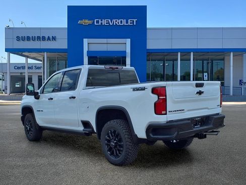 New 2026 Chevrolet Silverado 2500 LTZ w/ LTZ Plus Package AWD/4WD image 6