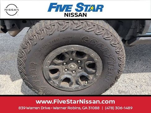 Used 2023 Ford Bronco Wildtrak image 16