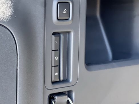 New 2025 Ford Expedition Max Active image 19