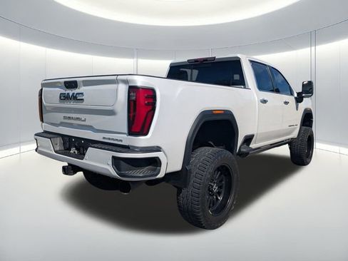 Used 2024 GMC Sierra 2500 Denali Ultimate AWD/4WD image 5