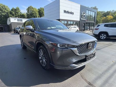 Used 2024 MAZDA CX-5 Signature AWD/4WD image 2
