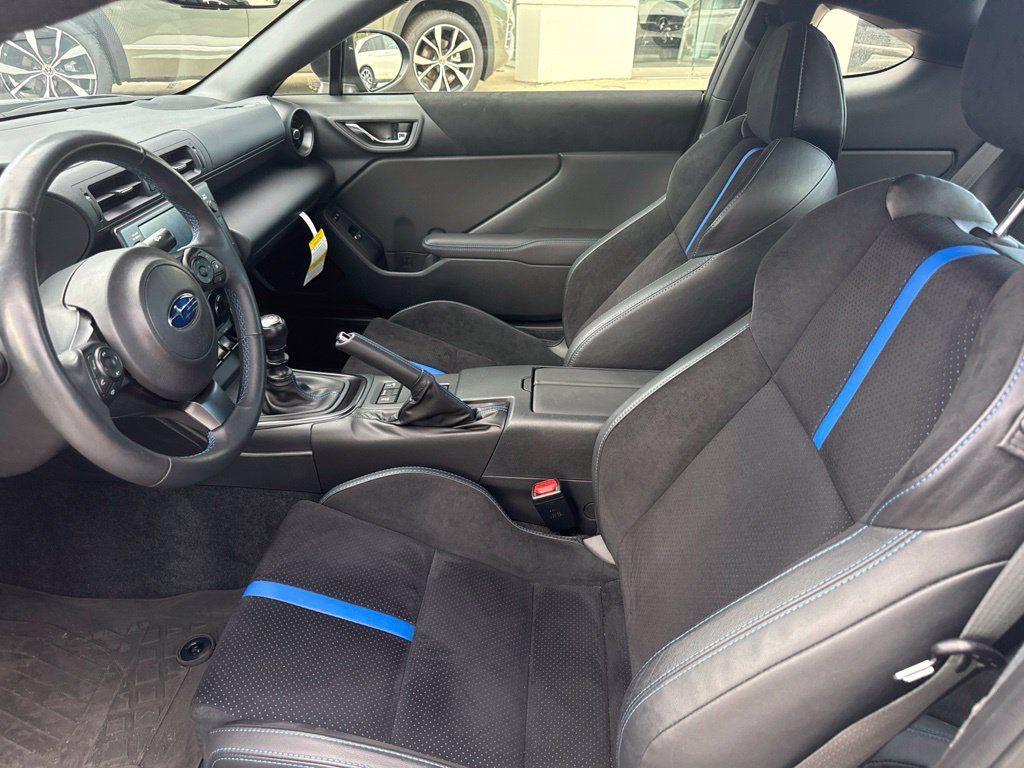 Used 2025 Subaru BRZ tS w/ Popular Package 2 RWD image 2