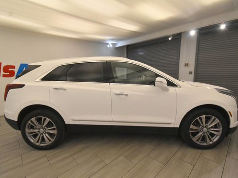 Used 2024 Cadillac XT5 Premium Luxury FWD image 6