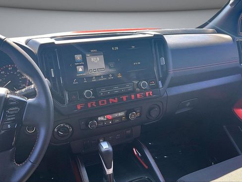 Used 2025 Nissan Frontier PRO-4X AWD/4WD image 11