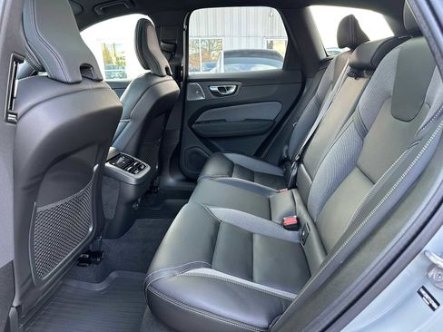 New 2026 Volvo XC60 B5 Ultra w/ Climate Package image 15