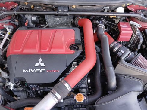 Used 2011 Mitsubishi Lancer Evolution GSR image 19