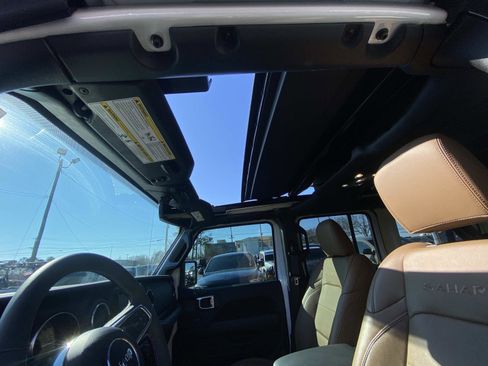 Certified 2023 Jeep Wrangler Sahara image 25