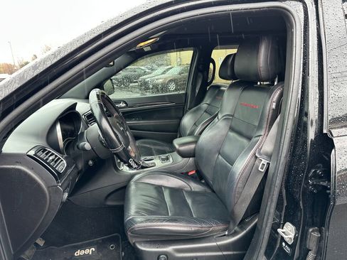 Used 2021 Jeep Grand Cherokee Trailhawk w/ Trailhawk Luxury Group AWD/4WD image 19