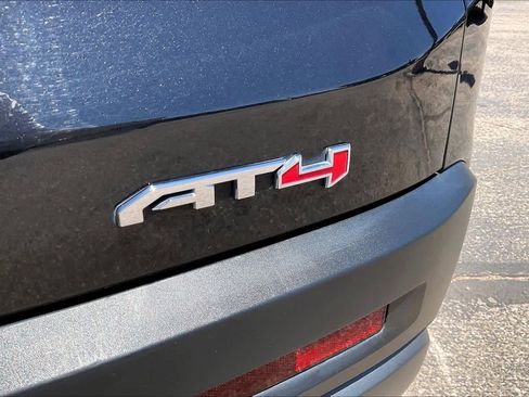 Used 2023 GMC Acadia AT4 w/ Technology Package AWD/4WD image 10