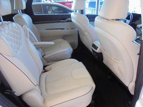 Used 2020 Hyundai Palisade Limited image 10