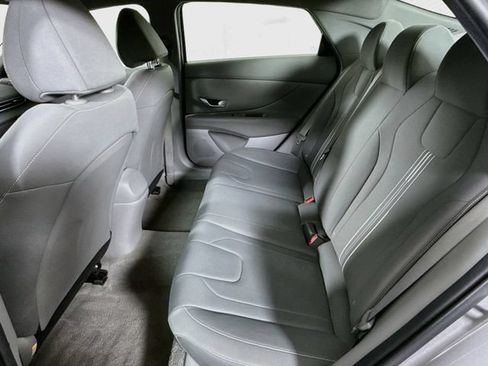 Used 2023 Hyundai Elantra SEL FWD image 24