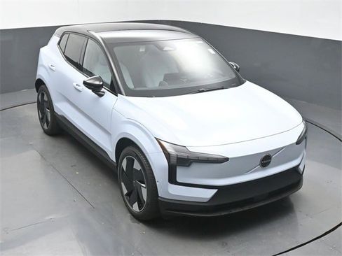 New 2025 Volvo EX30 Ultra w/ Climate Package image 38