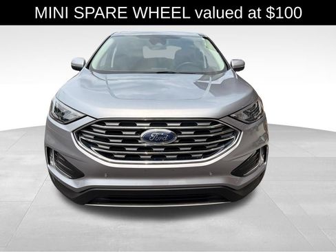 Used 2022 Ford Edge Titanium AWD/4WD image 2