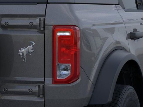 New 2025 Ford Bronco 4-Door image 23