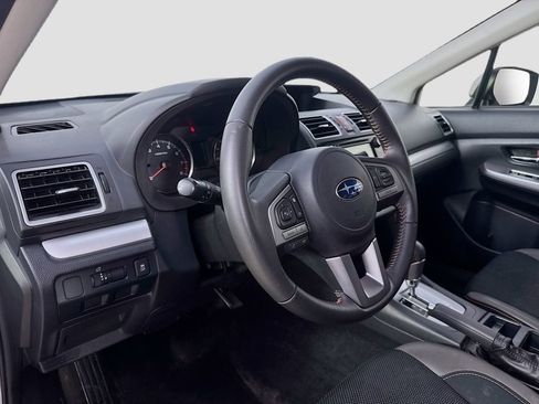Used 2017 Subaru Crosstrek 2.0i Premium AWD/4WD image 10