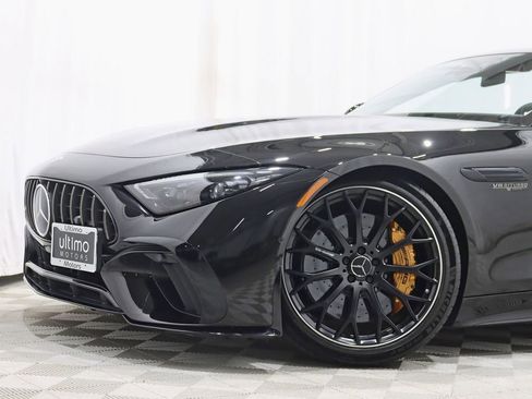 Used 2022 Mercedes-Benz SL 63 AMG 4MATIC image 4