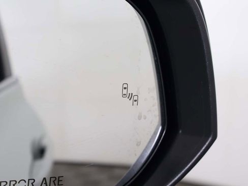 Used 2022 Toyota Highlander Limited image 44