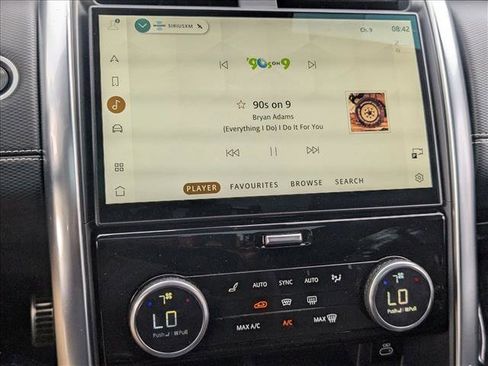 Used 2021 Land Rover Discovery S R-Dynamic image 13