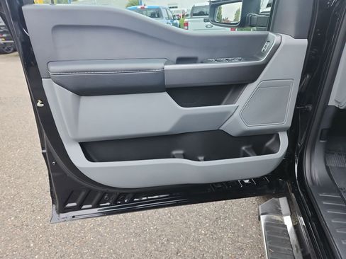 New 2026 Ford F350 XLT w/ 360-Degree Camera Package image 13