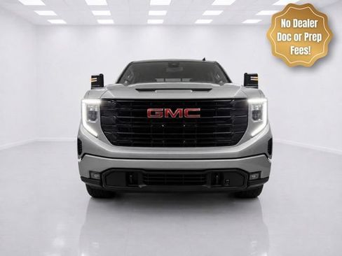 Used 2025 GMC Sierra 1500 Elevation w/ Preferred Package AWD/4WD image 2