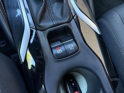 Used 2021 Toyota Corolla SE image 23