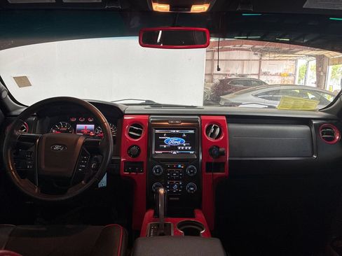 Used 2014 Ford F150 FX4 w/ Equipment Group 402A Luxury AWD/4WD image 19