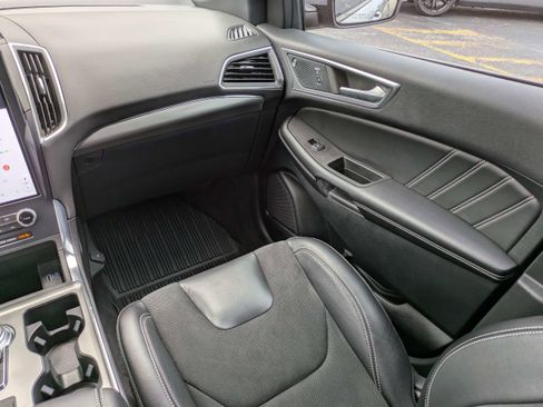 Used 2023 Ford Edge ST image 18