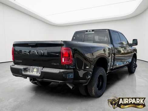 New 2026 RAM 3500 Laramie AWD/4WD image 4