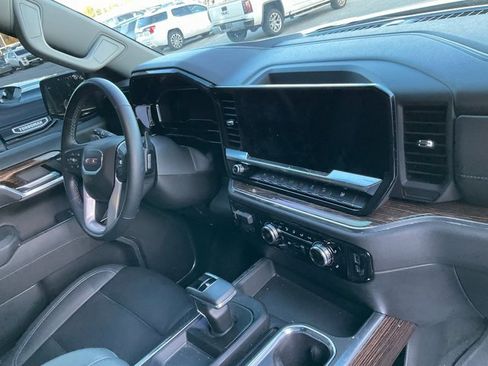 Certified 2025 GMC Sierra 1500 Elevation w/ Elevation Premium Package image 13