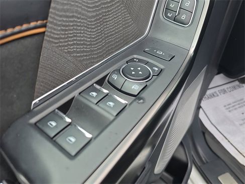 Used 2024 Ford F250 Platinum w/ FX4 Off-Road Package image 15