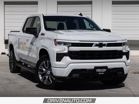 Used 2024 Chevrolet Silverado 1500 RST AWD/4WD image 1
