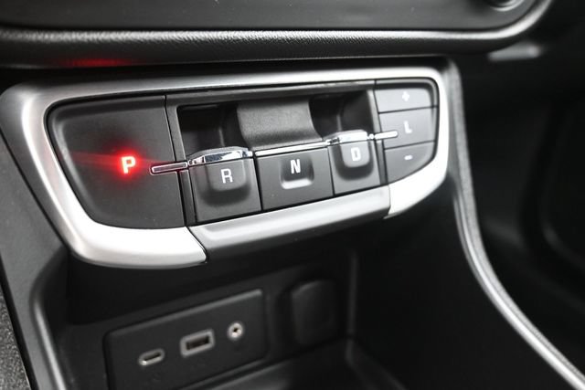 Used 2023 GMC Terrain SLE w/ Elevation Edition AWD/4WD image 30
