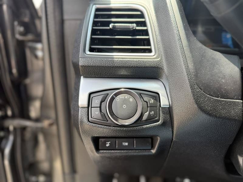 Used 2017 Ford Explorer Sport w/ Equipment Group 401A AWD/4WD image 28